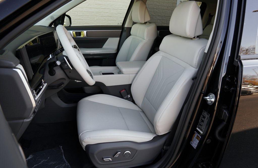 new 2025 Hyundai SANTA FE HEV car, priced at $39,409