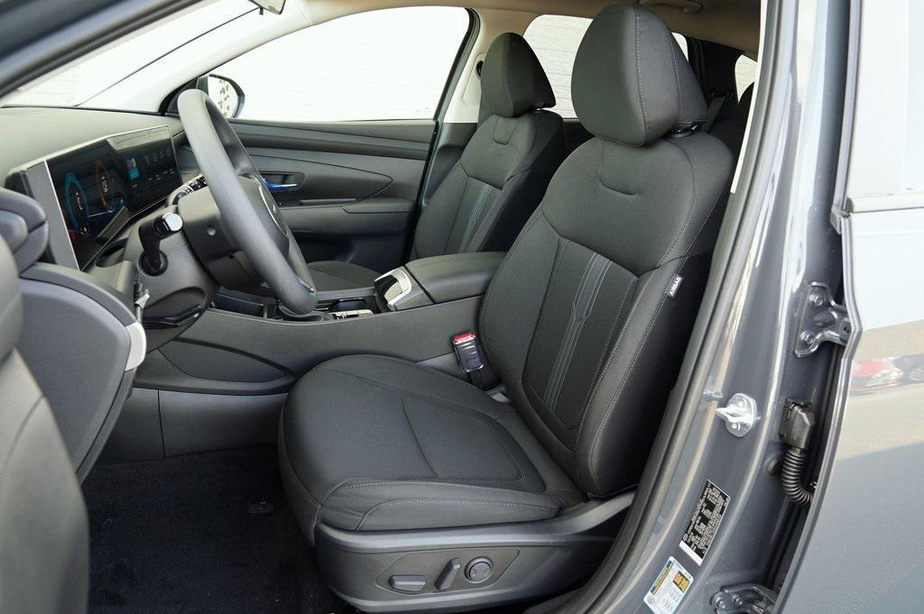 new 2025 Hyundai Tucson car, priced at $32,560
