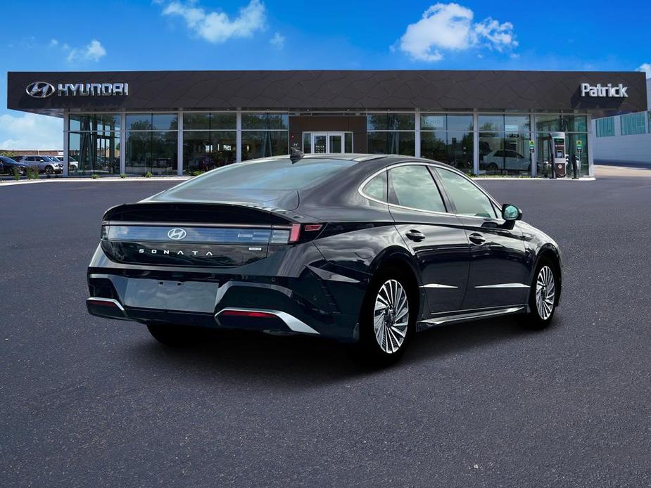 new 2025 Hyundai Sonata Hybrid car, priced at $38,543