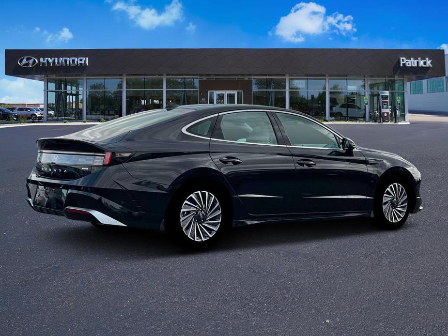 new 2025 Hyundai Sonata Hybrid car, priced at $38,543