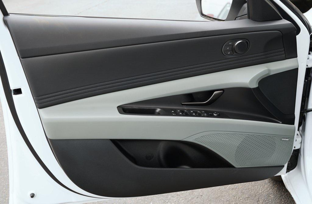 new 2025 Hyundai ELANTRA HEV car, priced at $27,839