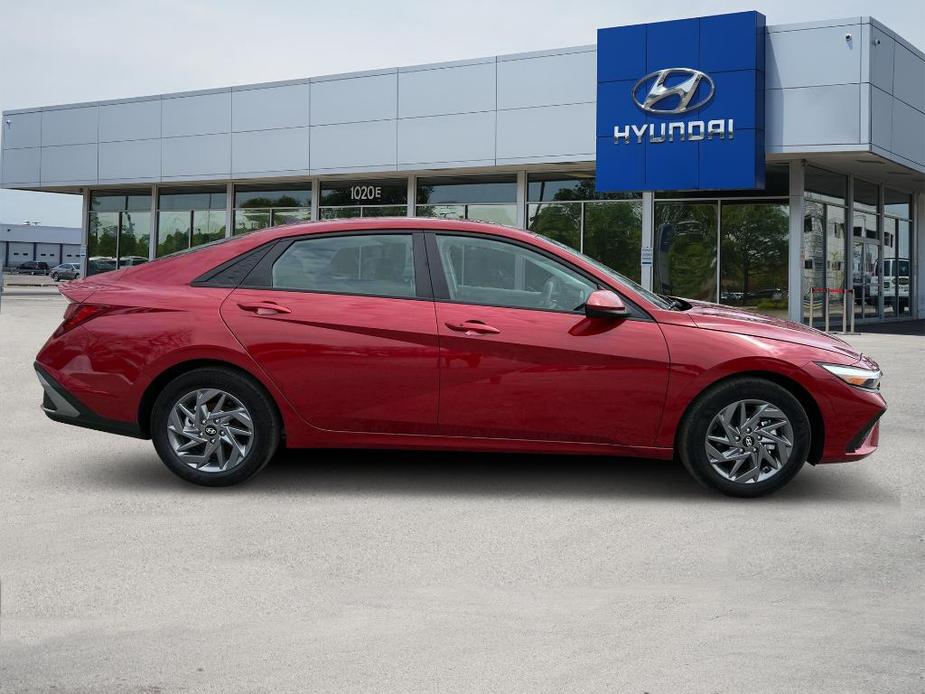 new 2024 Hyundai Elantra car, priced at $23,499