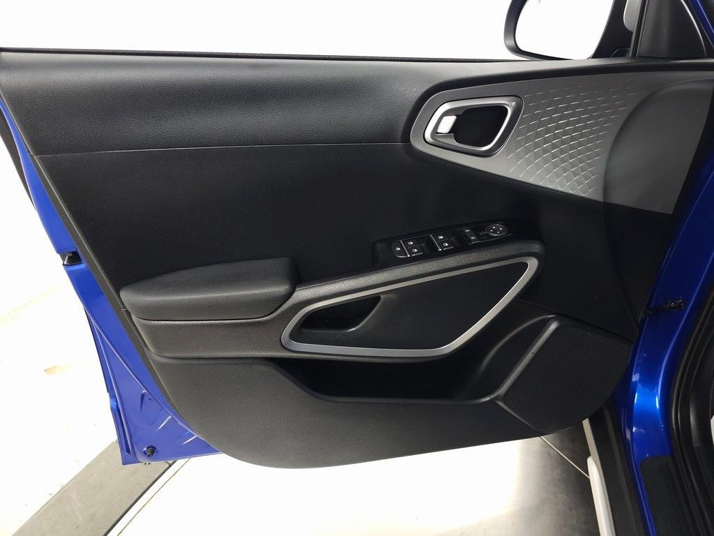 used 2021 Kia Soul car, priced at $16,498