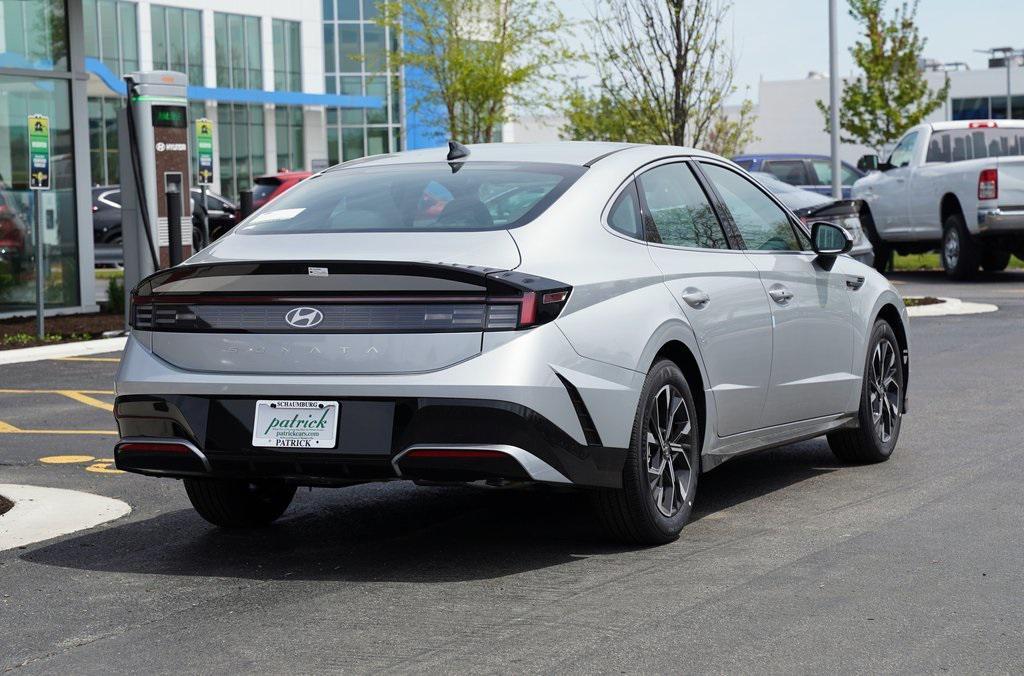 new 2025 Hyundai Sonata car, priced at $28,575