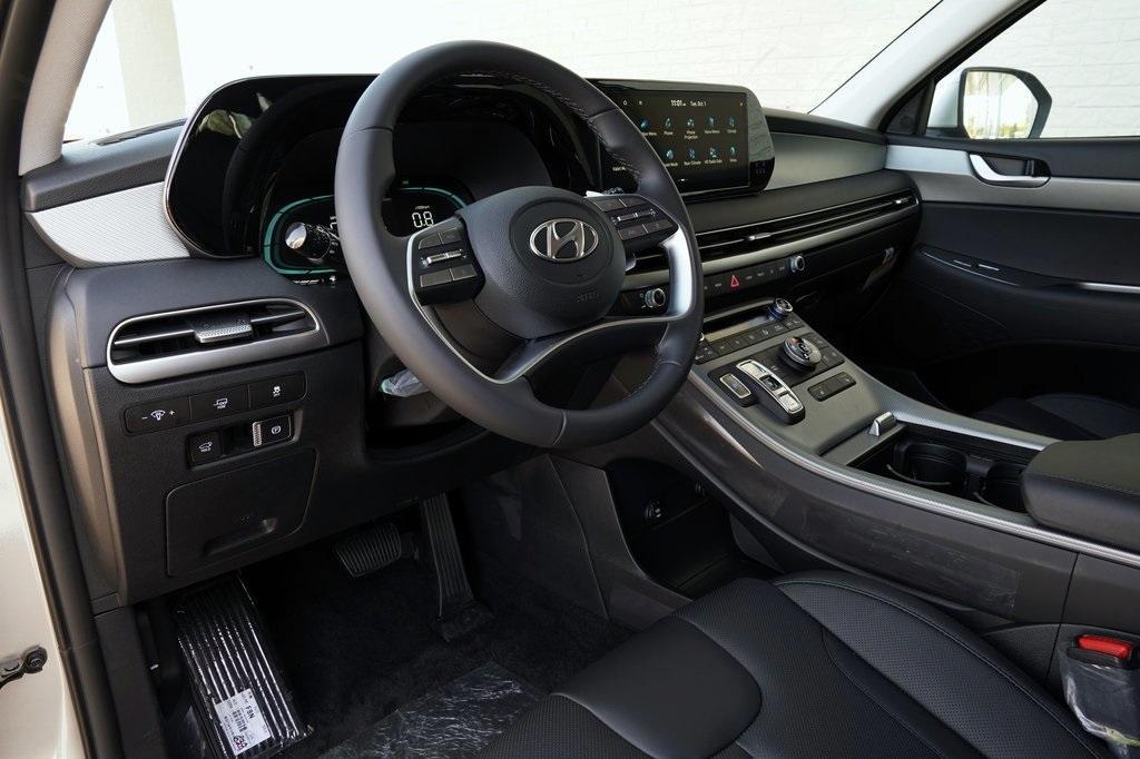 used 2025 Hyundai Palisade car, priced at $40,950