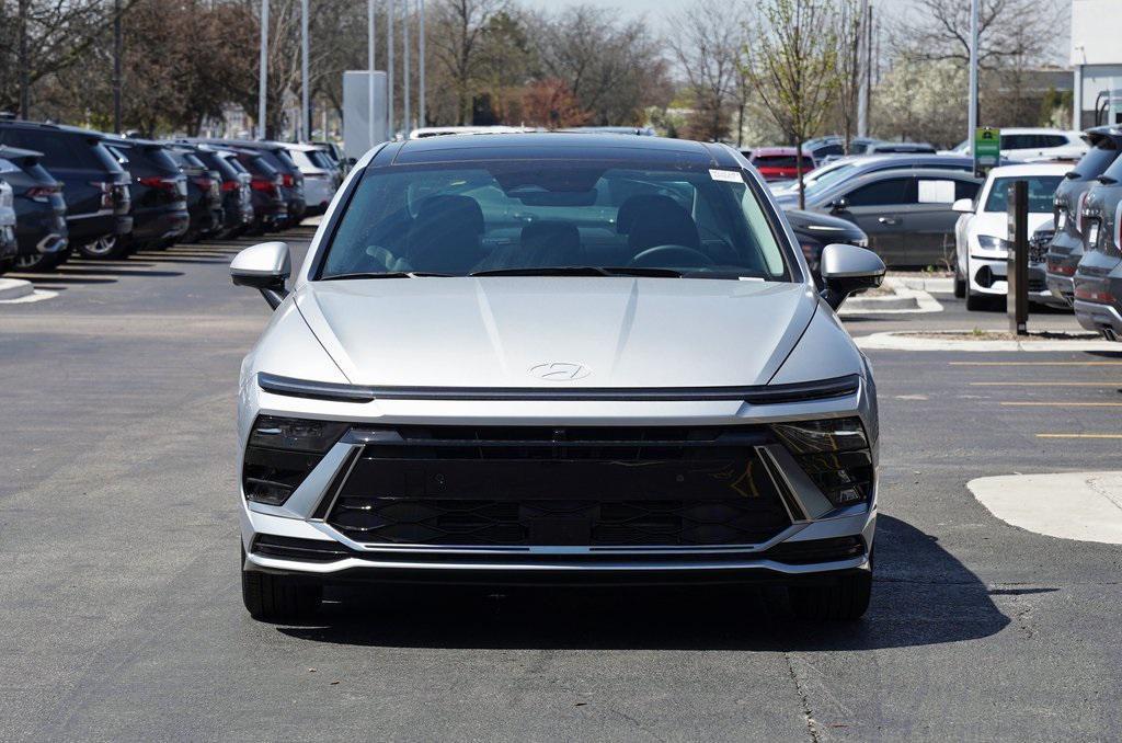 new 2025 Hyundai Sonata Hybrid car, priced at $38,658