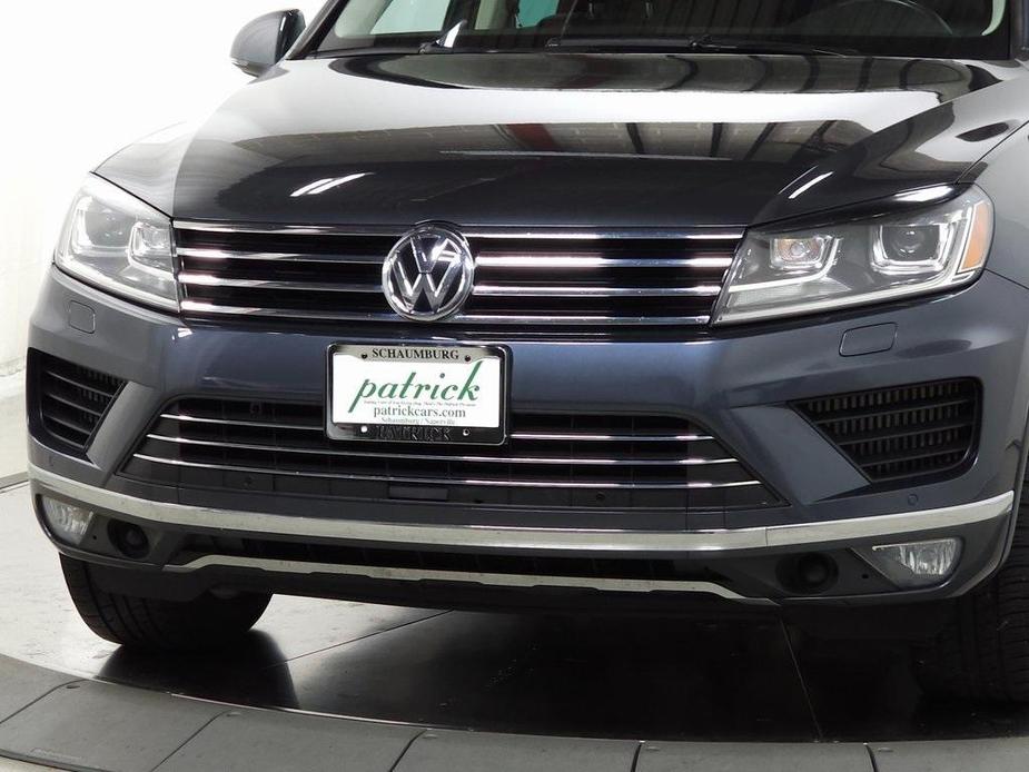 used 2016 Volkswagen Touareg car, priced at $27,890