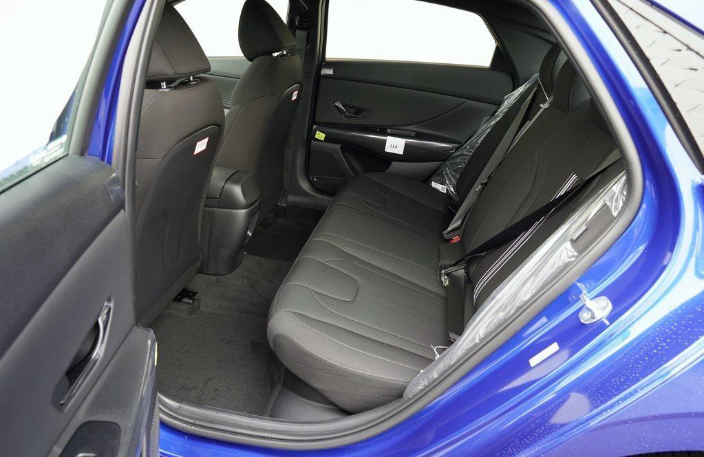 new 2025 Hyundai ELANTRA HEV car, priced at $22,985