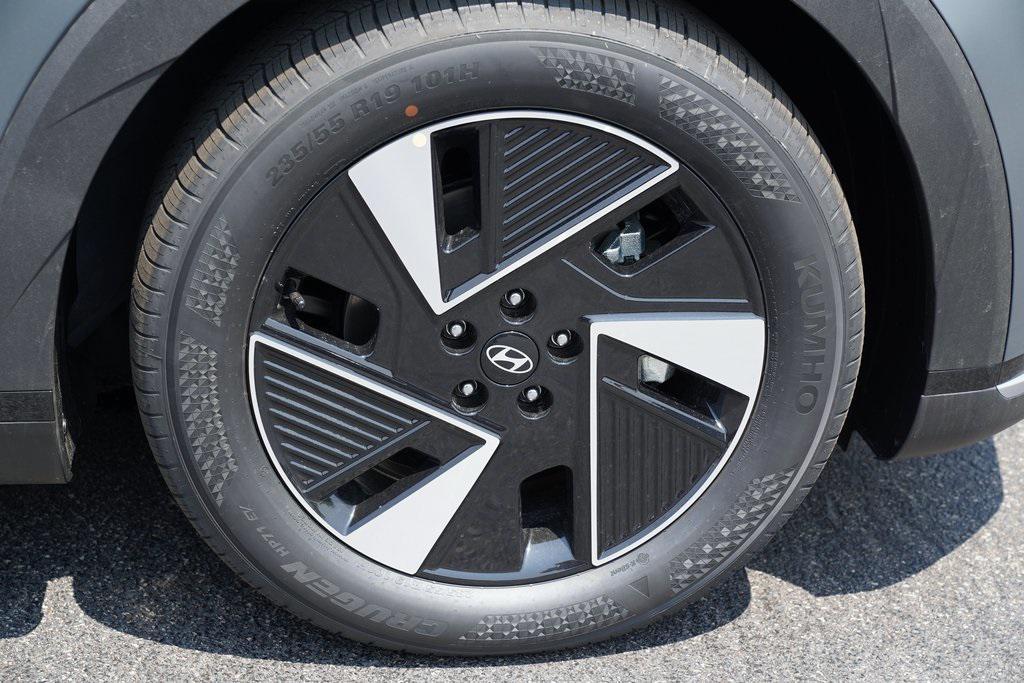new 2025 Hyundai IONIQ 5 car, priced at $56,195