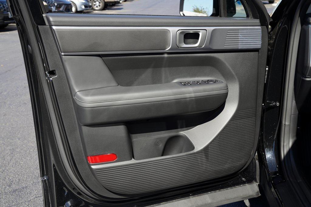 new 2025 Hyundai SANTA FE HEV car, priced at $39,925