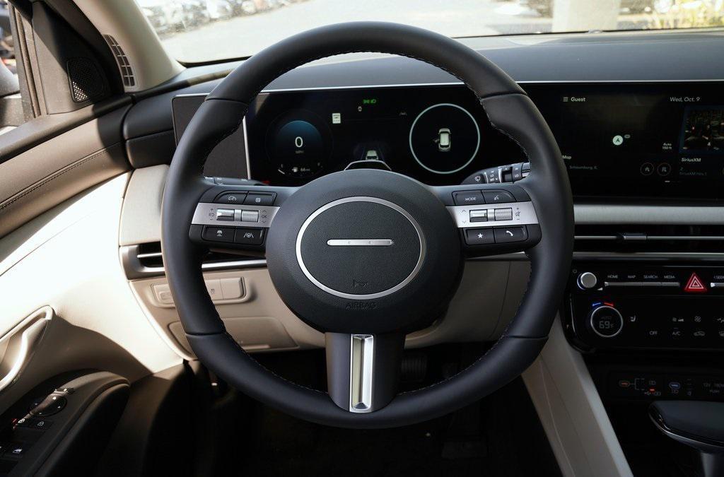 new 2025 Hyundai Tucson car, priced at $35,060