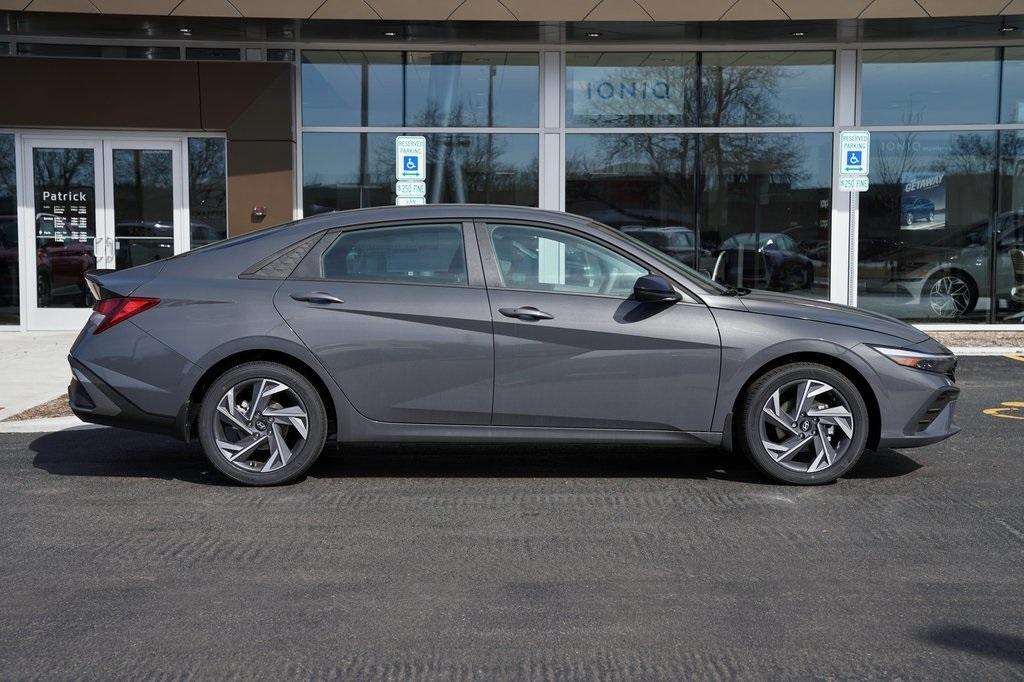 new 2025 Hyundai Elantra car, priced at $23,760