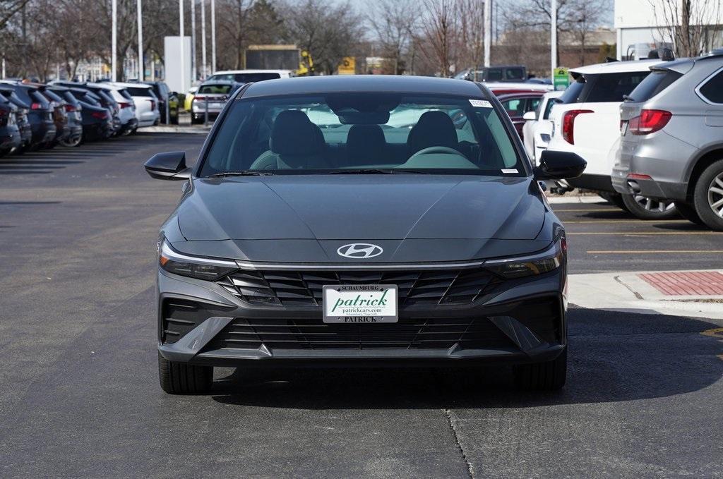new 2025 Hyundai Elantra car, priced at $23,760