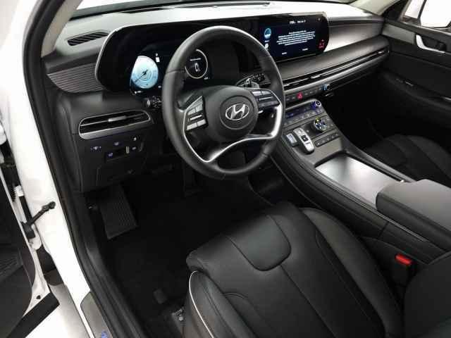 used 2025 Hyundai Palisade car, priced at $51,995