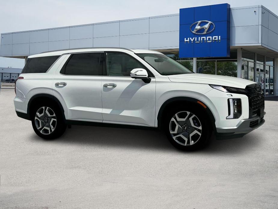 new 2025 Hyundai Palisade car, priced at $52,242