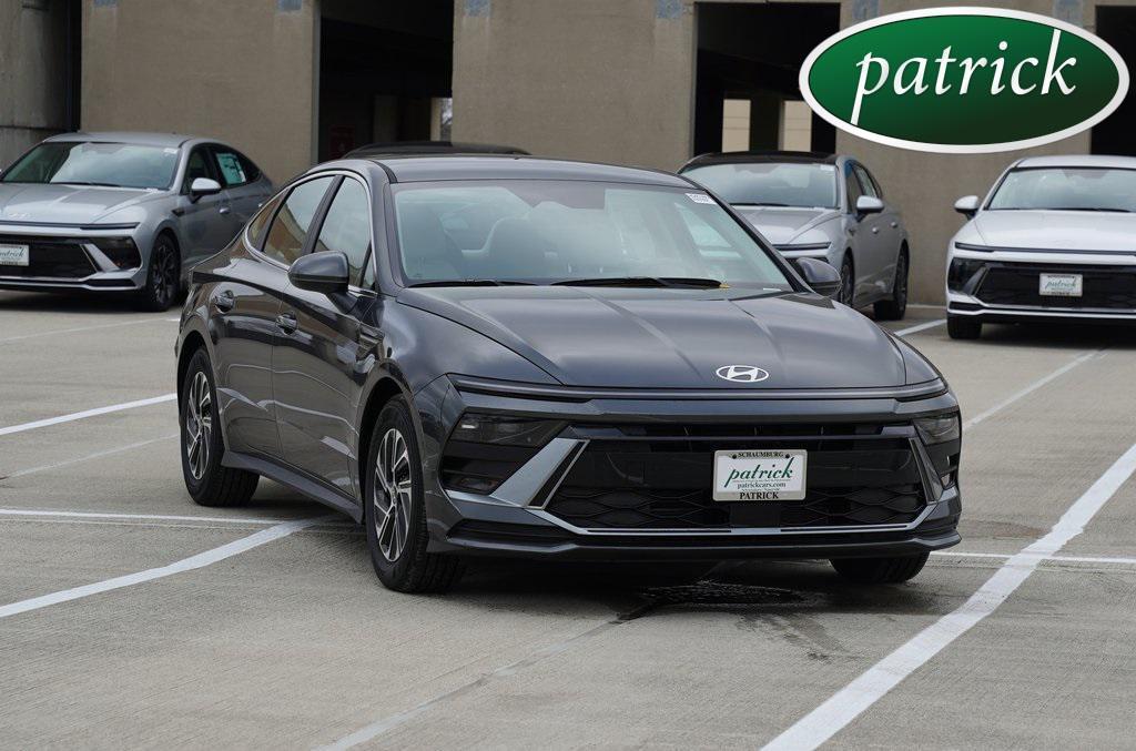 new 2026 Hyundai Sonata Hybrid car, priced at $30,297