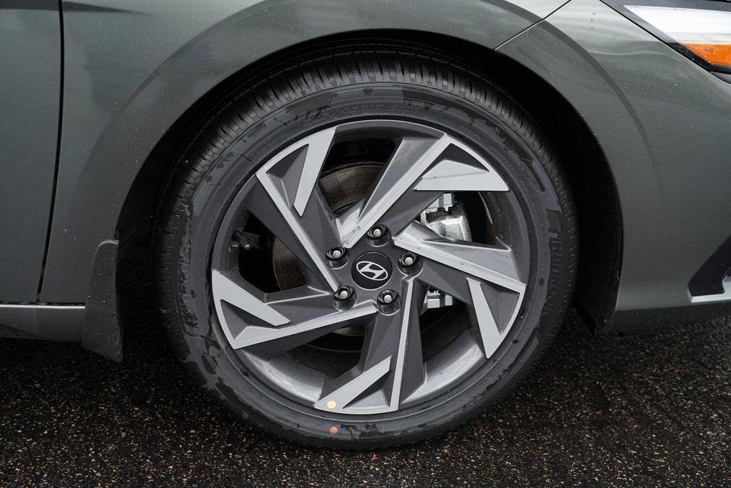 new 2025 Hyundai Elantra car, priced at $26,335
