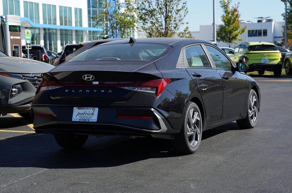 new 2025 Hyundai Elantra car, priced at $25,670