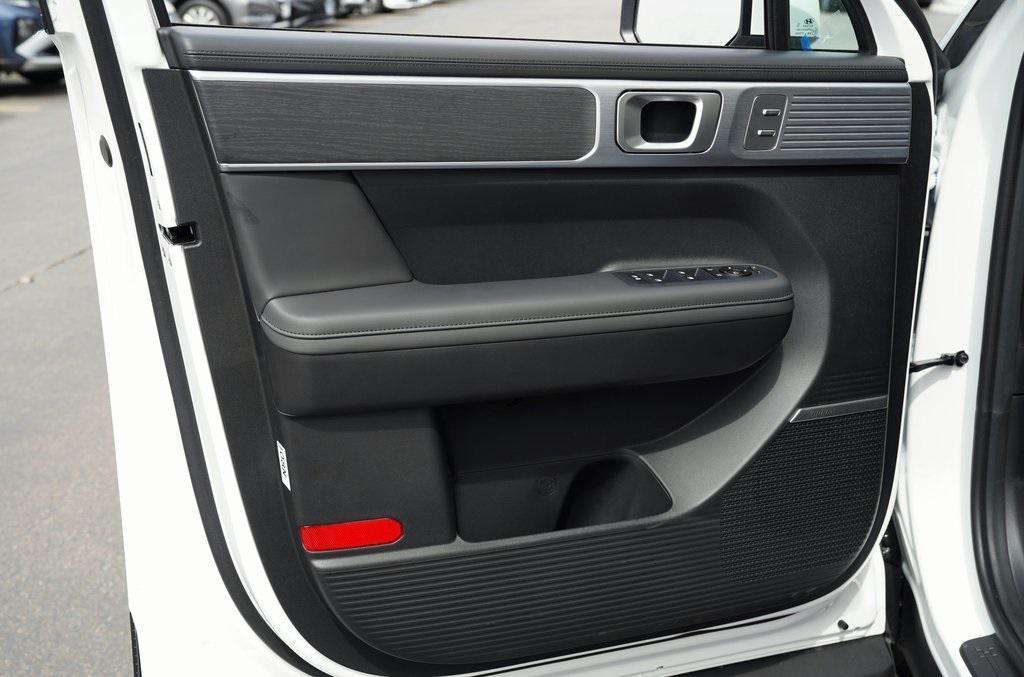 new 2025 Hyundai SANTA FE HEV car, priced at $45,845