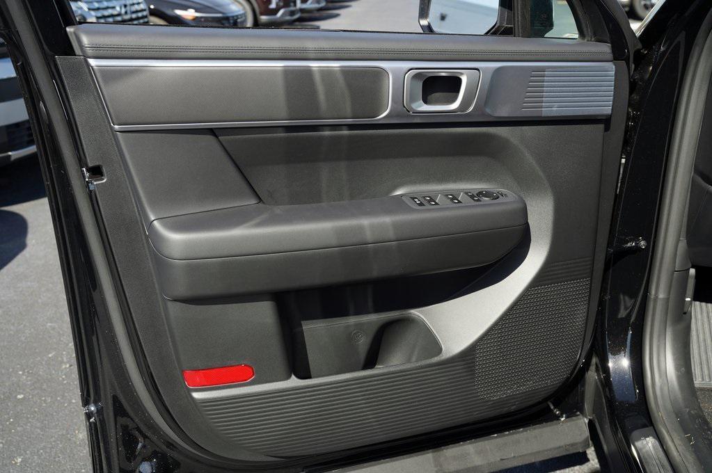 new 2025 Hyundai Santa Fe car, priced at $35,227