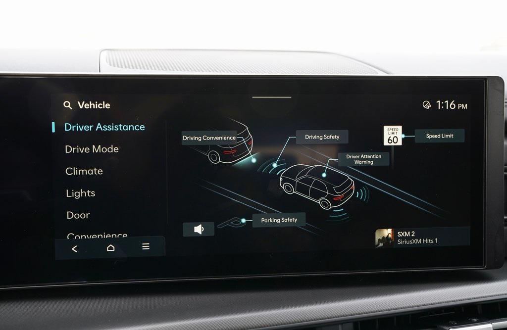 new 2025 Hyundai Santa Fe car, priced at $35,227