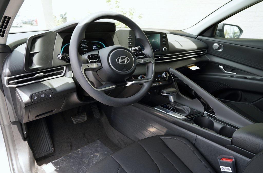 new 2025 Hyundai ELANTRA HEV car, priced at $25,820