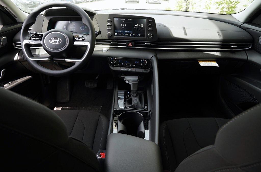 new 2025 Hyundai ELANTRA HEV car, priced at $25,820