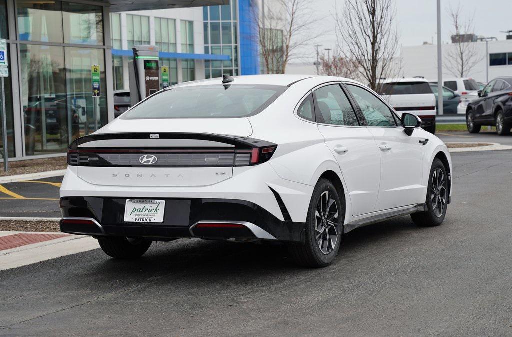 new 2025 Hyundai Sonata car, priced at $30,580