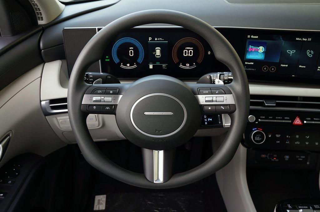 new 2025 Hyundai TUCSON Hybrid car, priced at $33,920