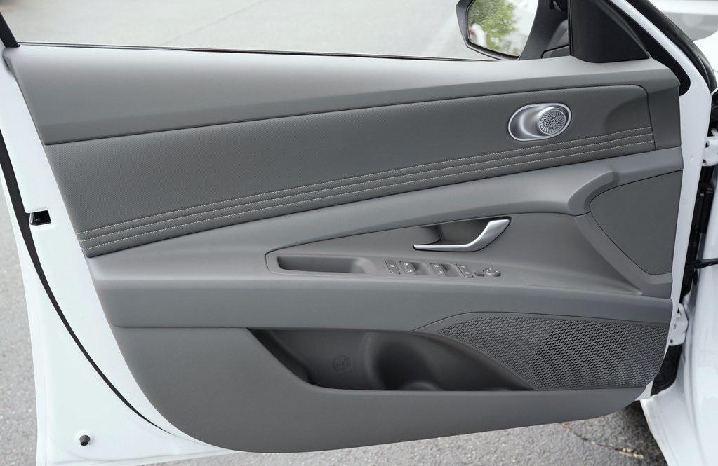 new 2025 Hyundai ELANTRA HEV car, priced at $28,245