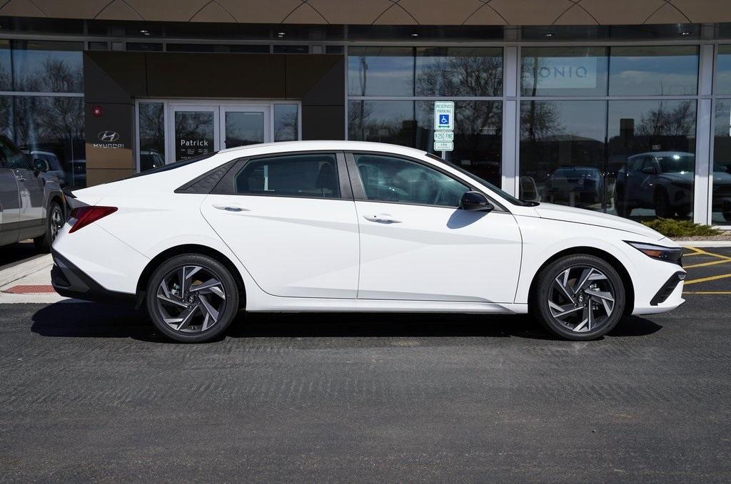 new 2025 Hyundai ELANTRA HEV car, priced at $28,495