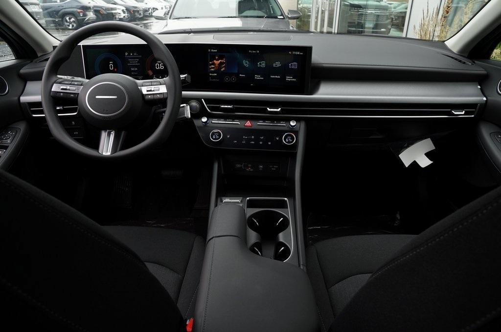 new 2025 Hyundai Sonata car, priced at $28,773