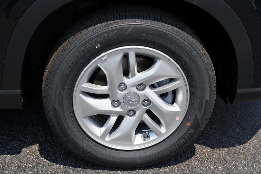new 2025 Hyundai Venue car, priced at $21,405