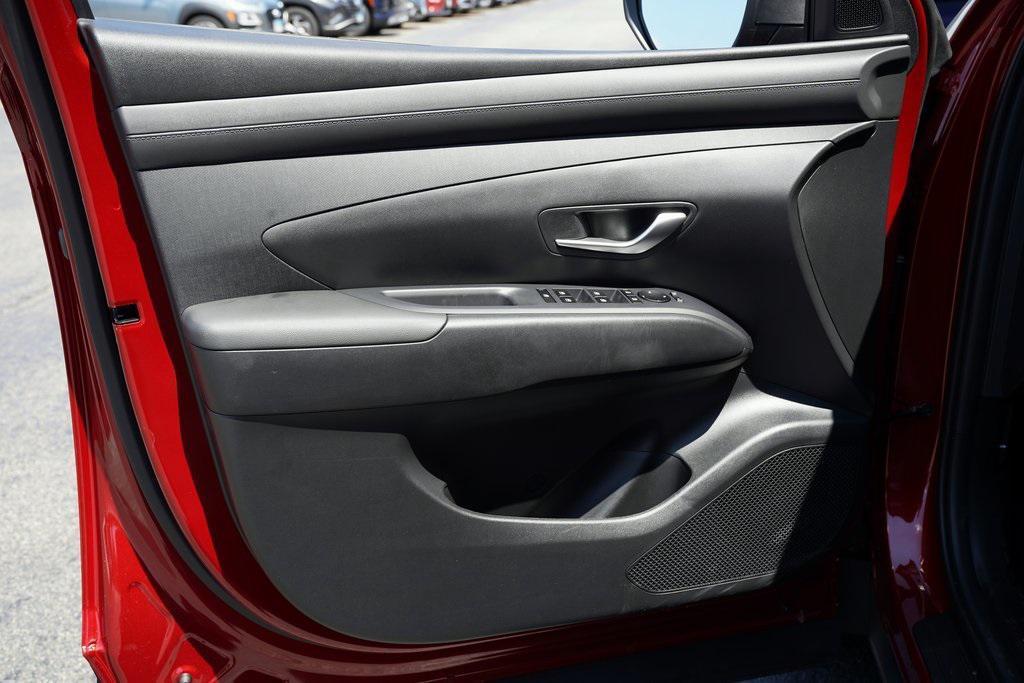 new 2025 Hyundai Tucson car, priced at $35,560