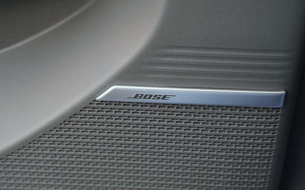 new 2025 Hyundai SANTA FE HEV car, priced at $48,495