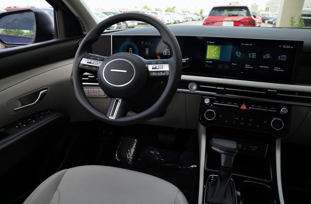 new 2025 Hyundai Tucson car, priced at $32,550