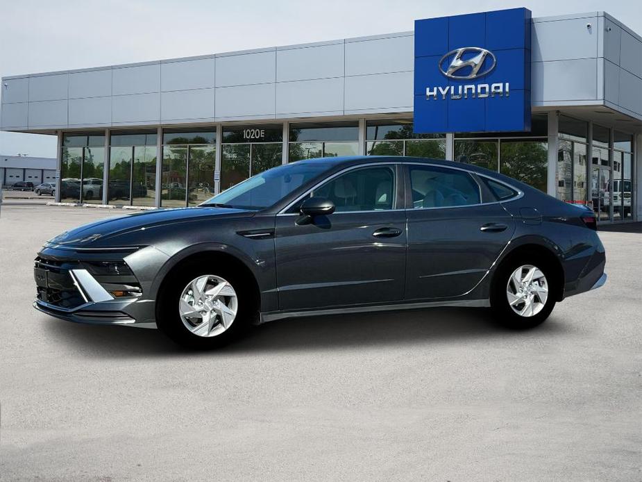 new 2025 Hyundai Sonata car, priced at $26,445