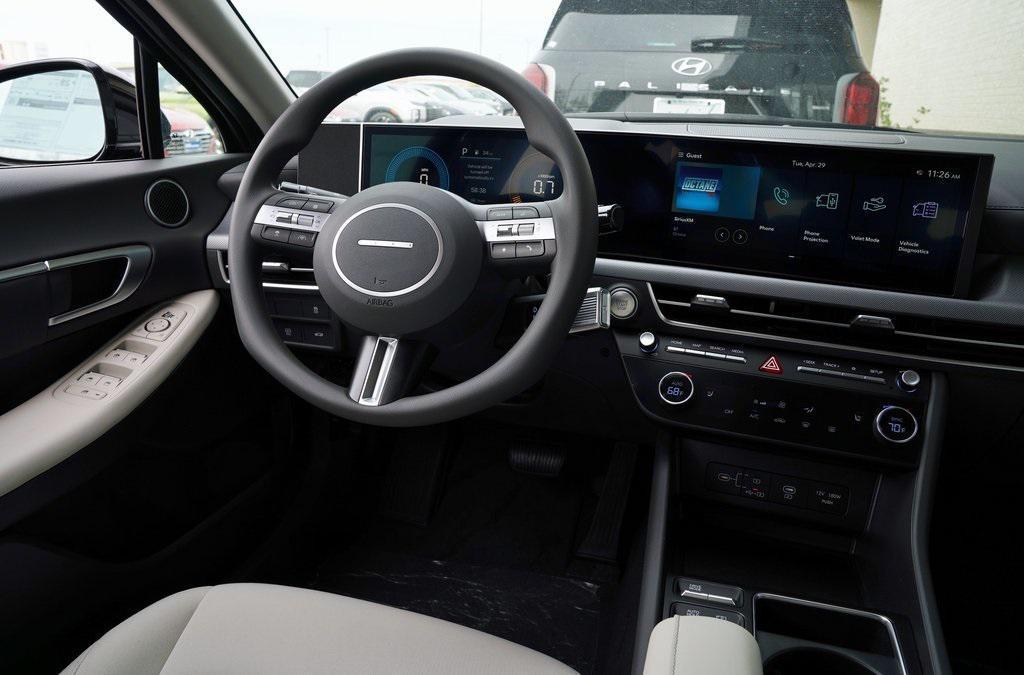 new 2025 Hyundai Sonata car, priced at $30,080