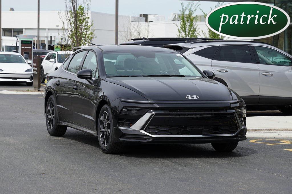 new 2025 Hyundai Sonata car, priced at $30,080