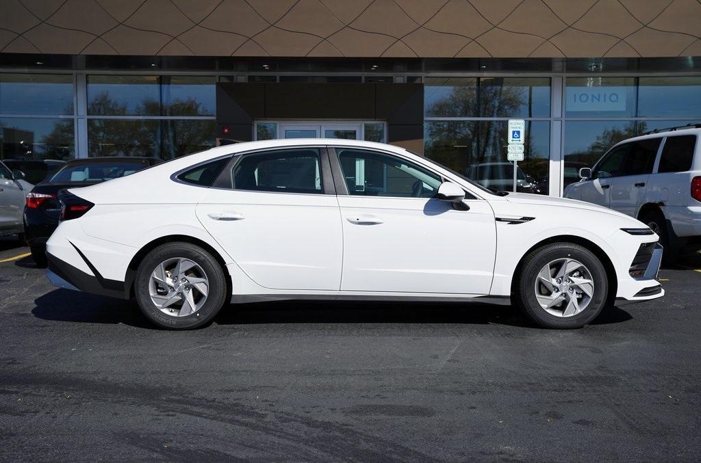 new 2025 Hyundai Sonata car, priced at $27,995