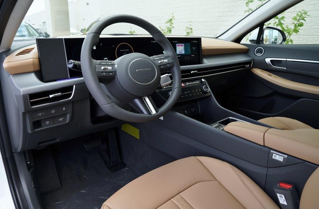 new 2025 Hyundai Sonata Hybrid car, priced at $38,990