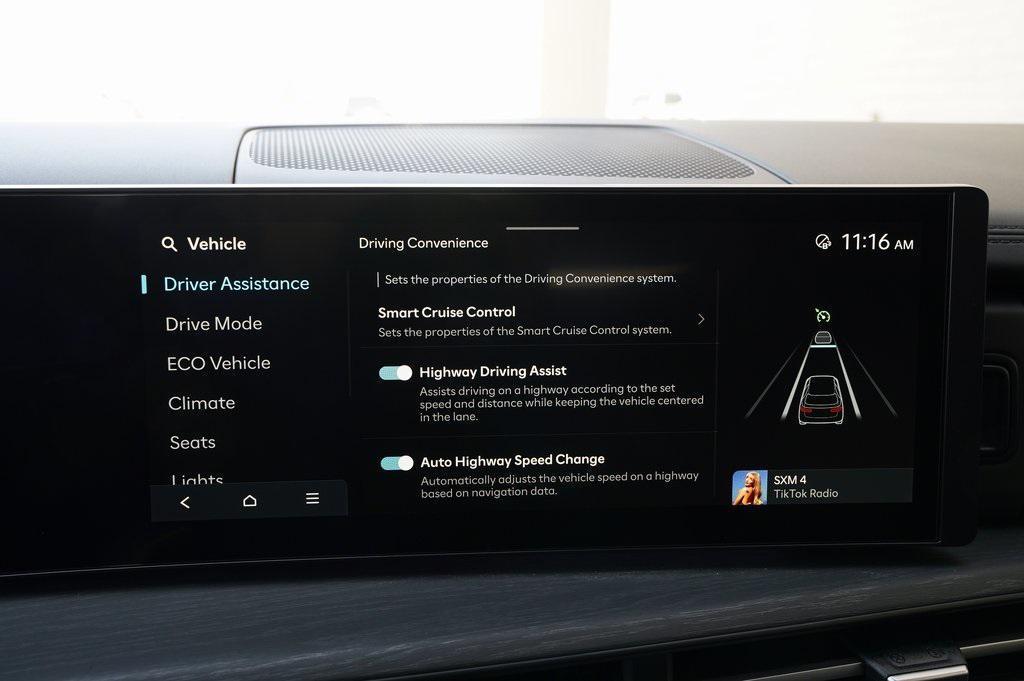new 2025 Hyundai SANTA FE HEV car, priced at $47,324