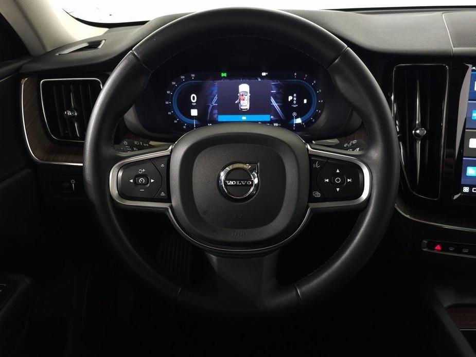 used 2022 Volvo XC60 car, priced at $32,888