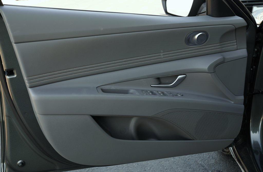 new 2025 Hyundai Elantra car, priced at $23,083