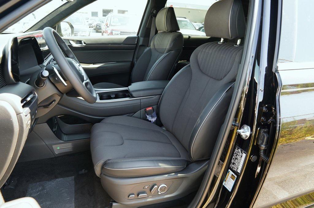 new 2025 Hyundai Palisade car, priced at $54,085