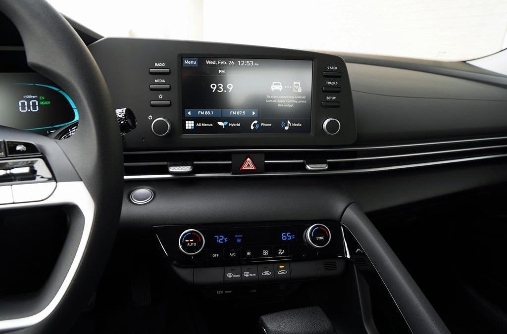 new 2025 Hyundai ELANTRA HEV car, priced at $26,320