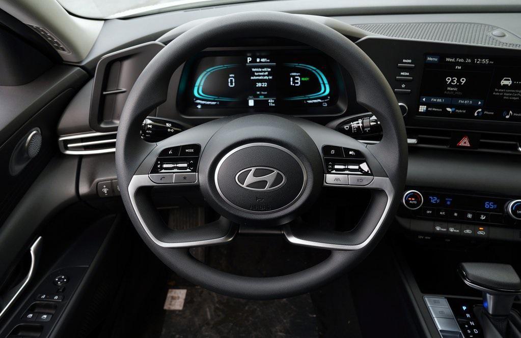 new 2025 Hyundai ELANTRA HEV car, priced at $26,320
