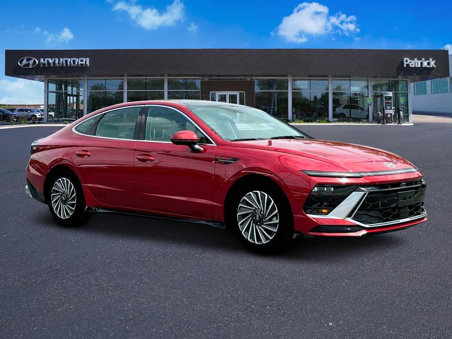 new 2025 Hyundai Sonata Hybrid car, priced at $38,937