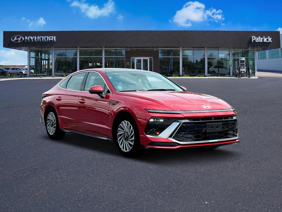 new 2025 Hyundai Sonata Hybrid car, priced at $38,937