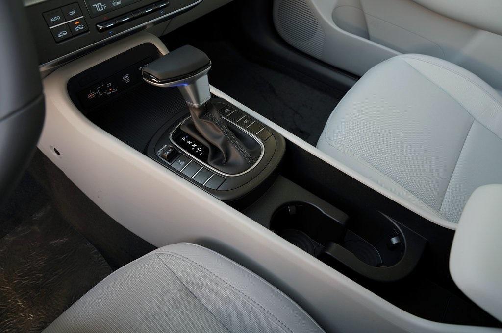 new 2025 Hyundai Kona car, priced at $27,266